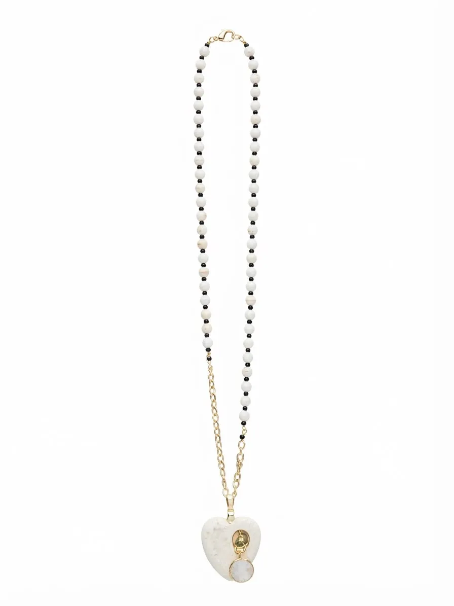 COLLAR HOWLITA DE CORAZON QRIOSAS20